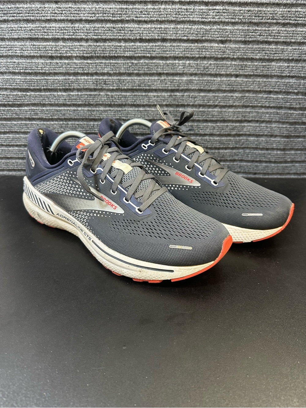 Brooks Adrenaline GTS 22